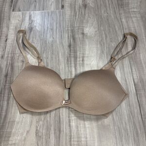 NWOT Victoria’s Secret Nude Plunge Wireless Padded Bra Convertible Size 32D